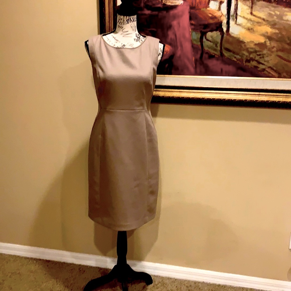 Elie Tahari Dress